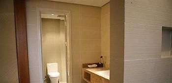 Zhengzhou Grenada Hotel Екстер'єр фото