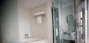 Zhengzhou Grenada Hotel Екстер'єр фото