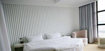 Zhengzhou Grenada Hotel Екстер'єр фото