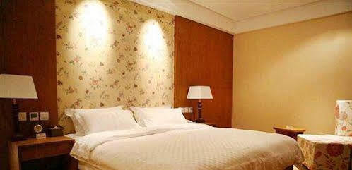 Zhengzhou Grenada Hotel Екстер'єр фото